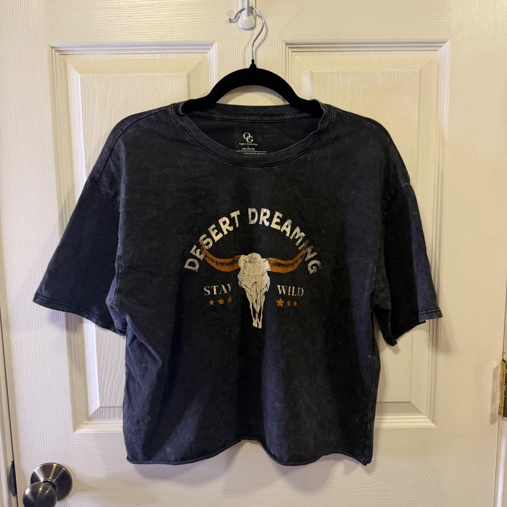 Organic Generation Desert Dreaming Bull Skull Acid Wash Crop Top Black Large